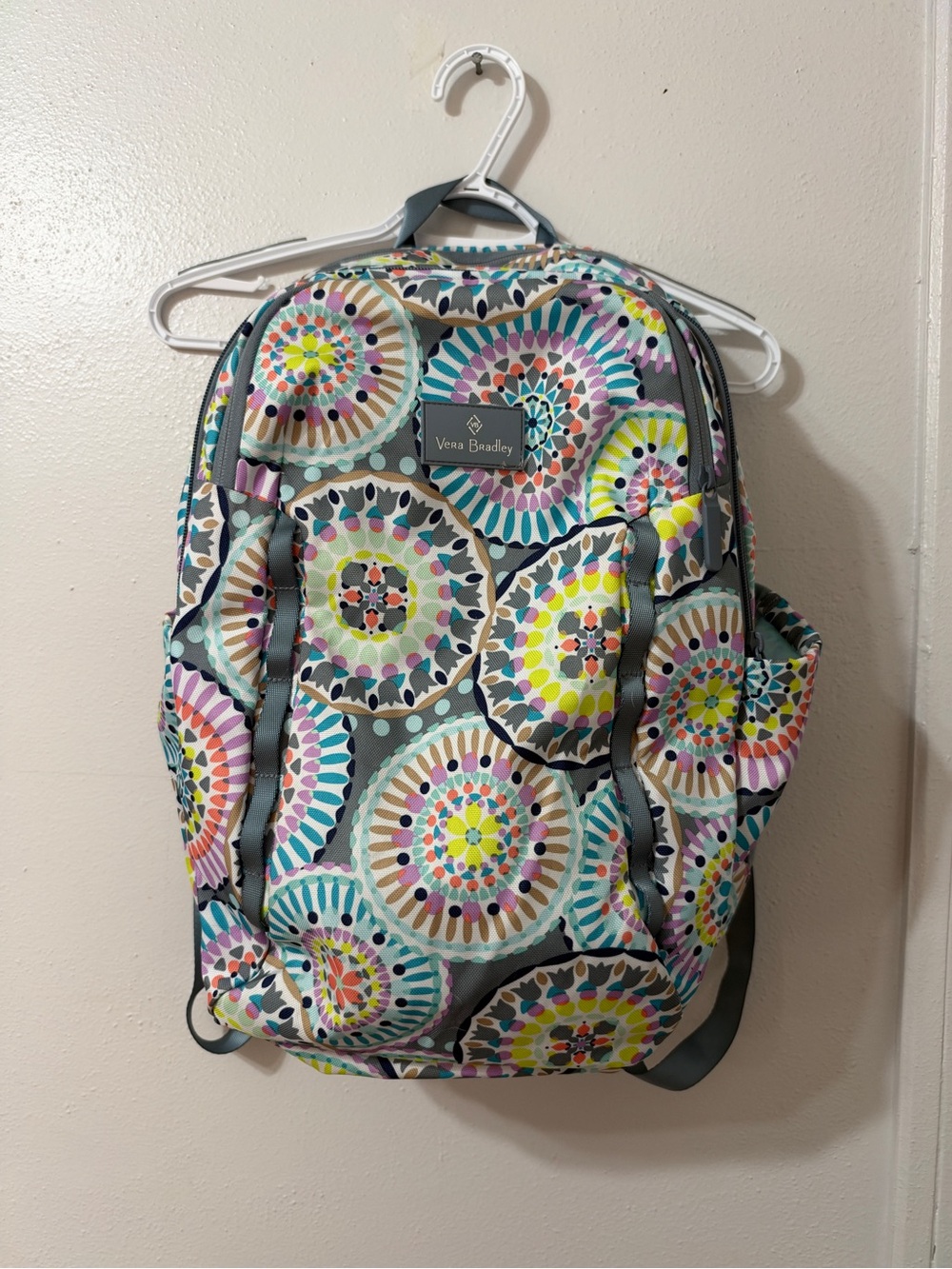 Vera Bradley Colorful Medallion Print Backpack 💜